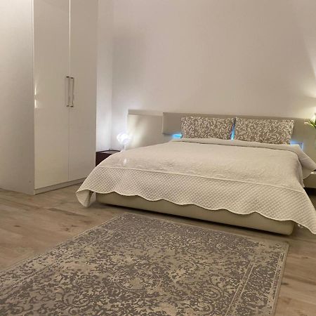 Peaknest - La Tua Vacanza Sul Lago Di Garda Арко Экстерьер фото